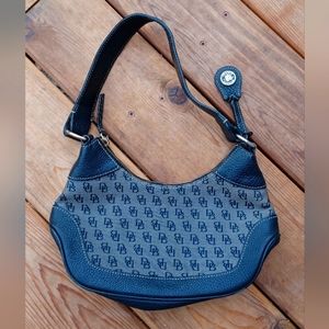Dooney & Bourke shoulder bag